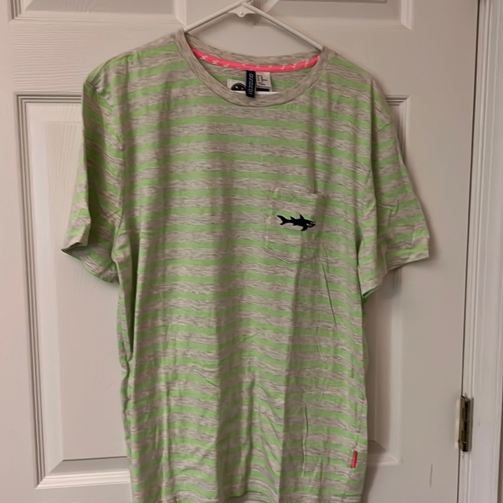 Maui and sons stripped tee